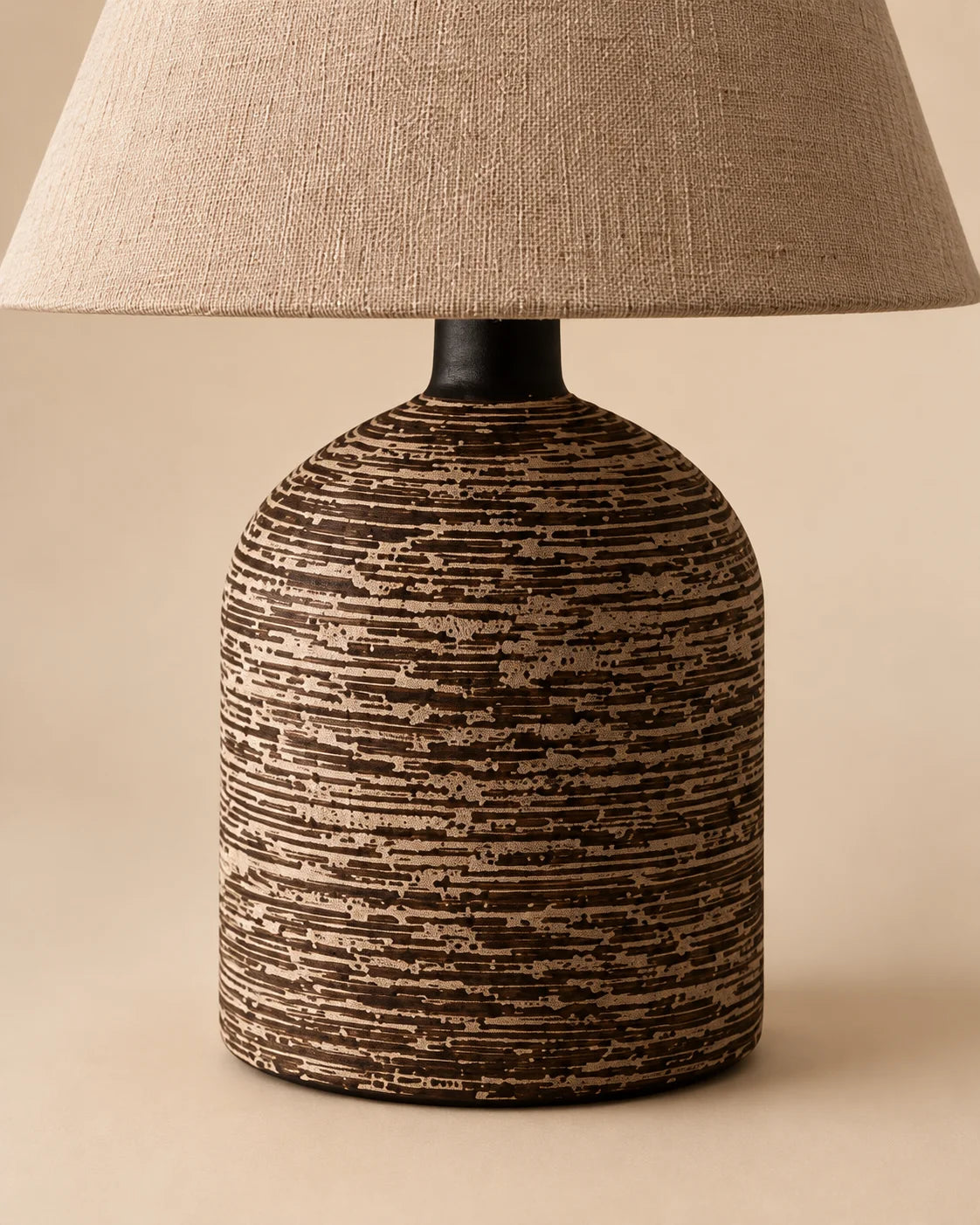Lampe de chevet en céramique marron et beige