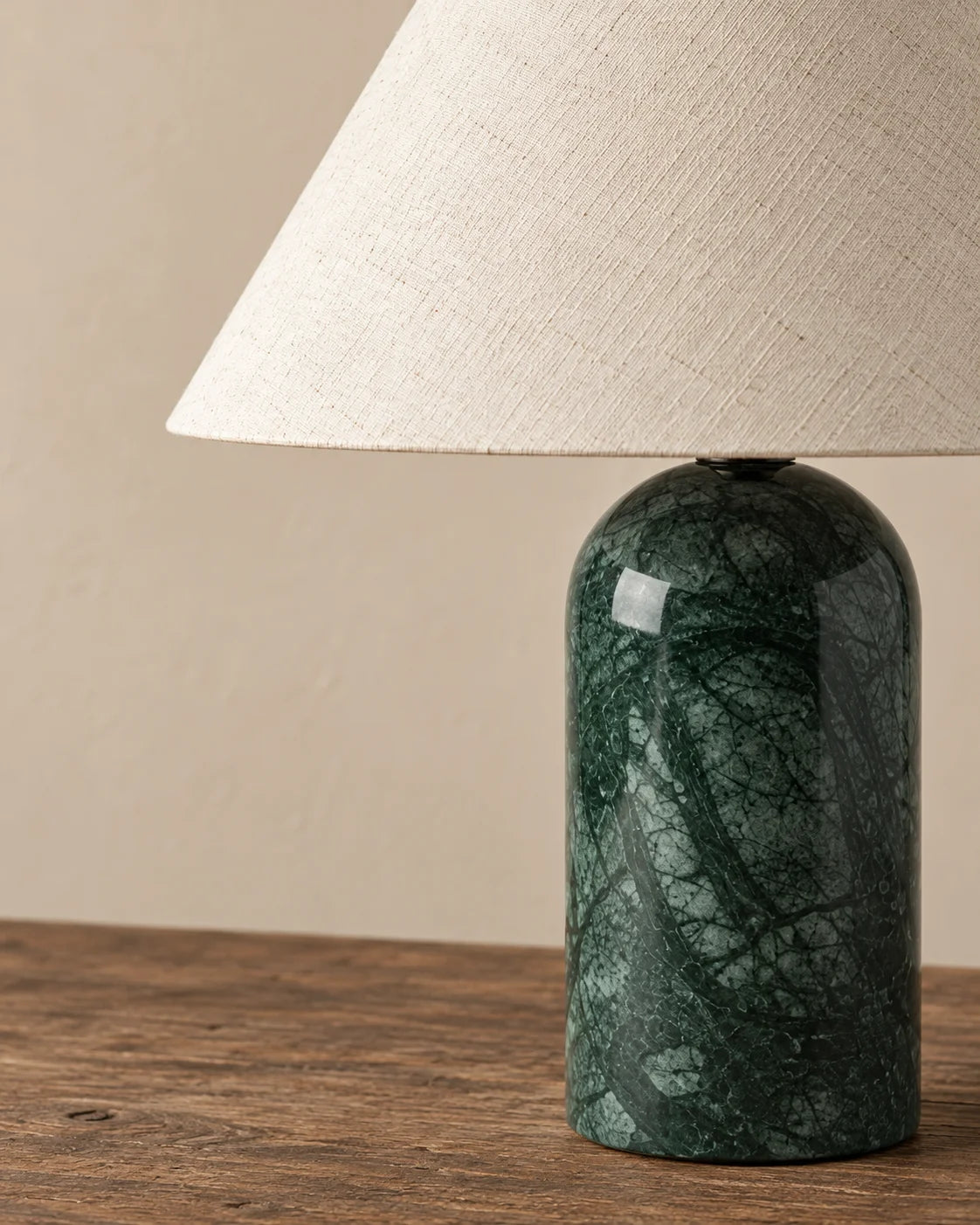 Lampe de chevet en marbre vert et abat jour blanc