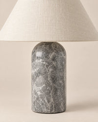 Lampe de chevet en marbre gris et abat jour blanc