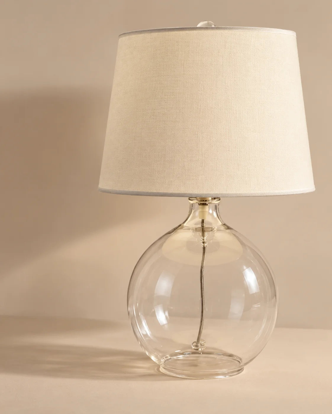 Lampe de chevet en verre transparent et abat-jour lin