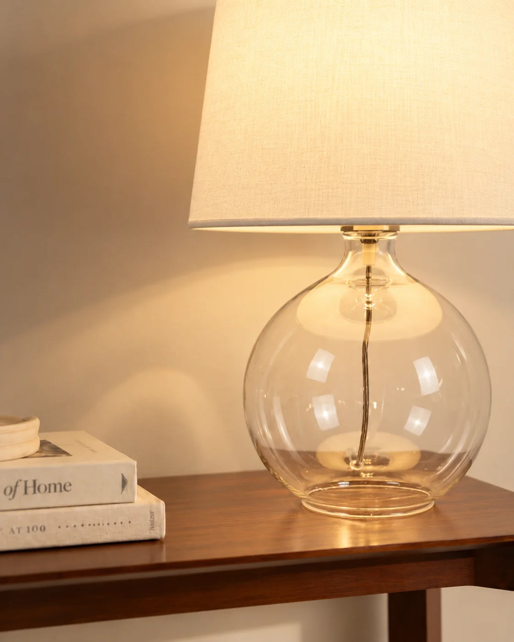 Lampe de chevet en verre transparent et abat-jour lin