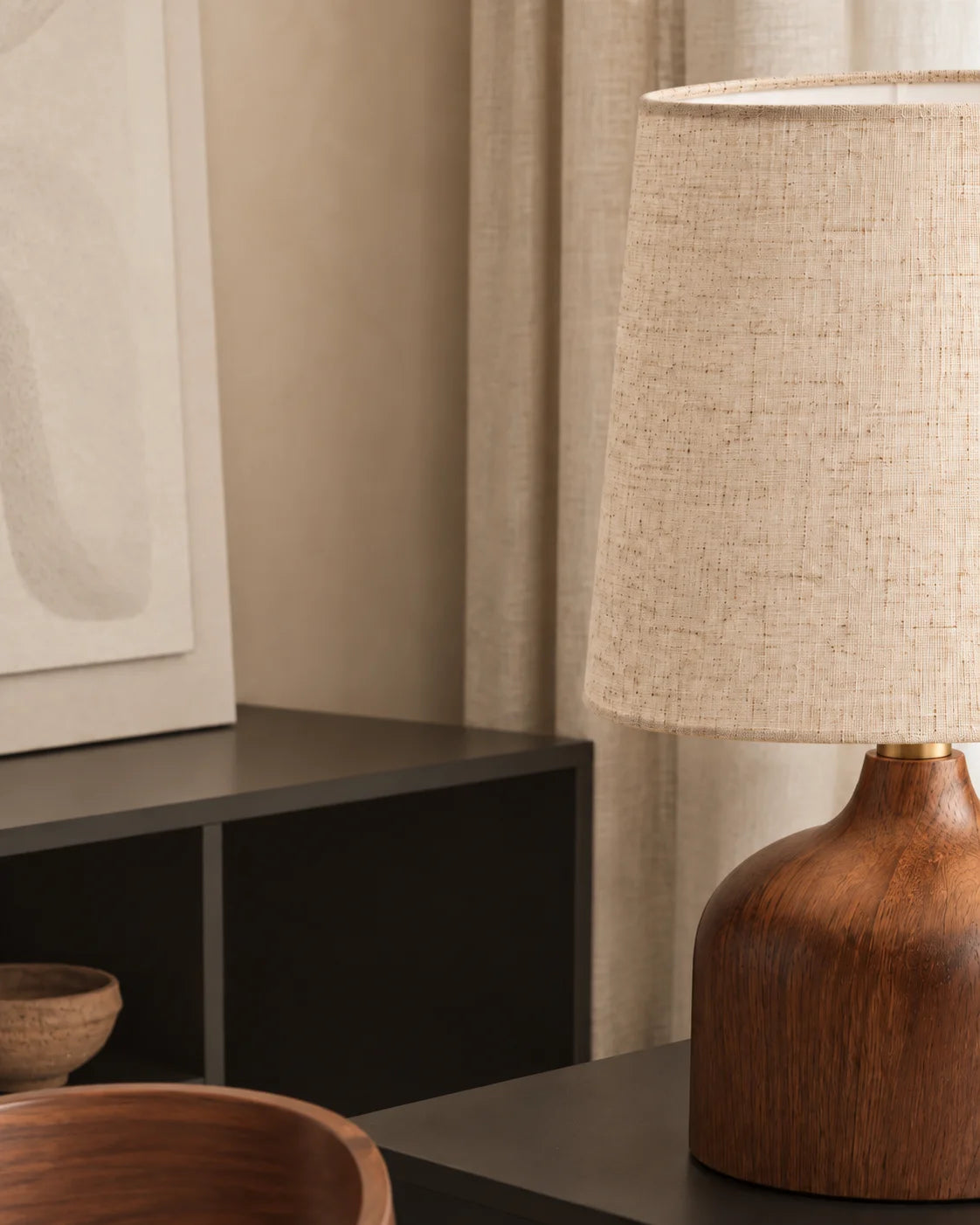 Lampe de chevet céramique imitation bois ronde et abat jour beige