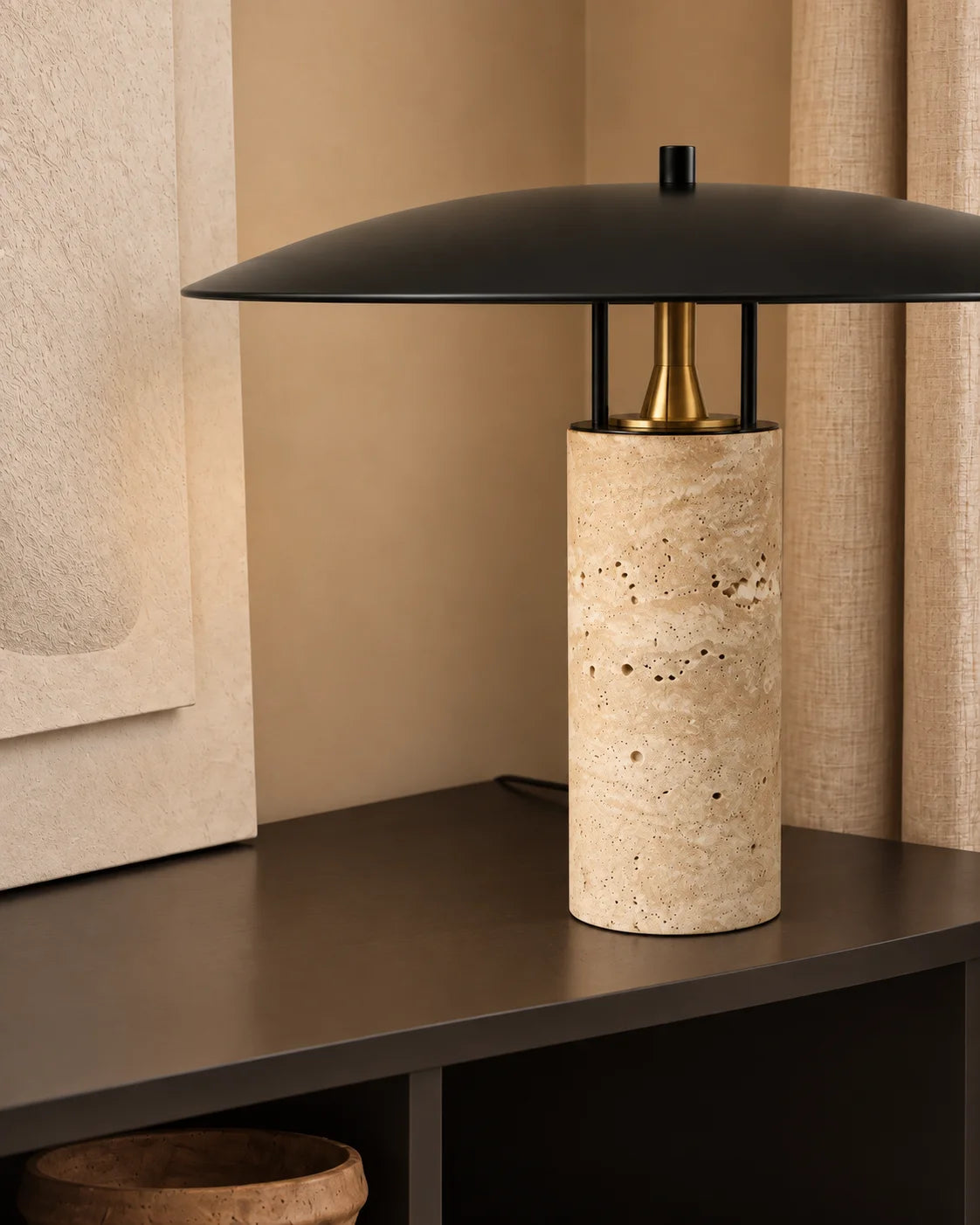 Lampe de chevet imitation travertin beige et noir