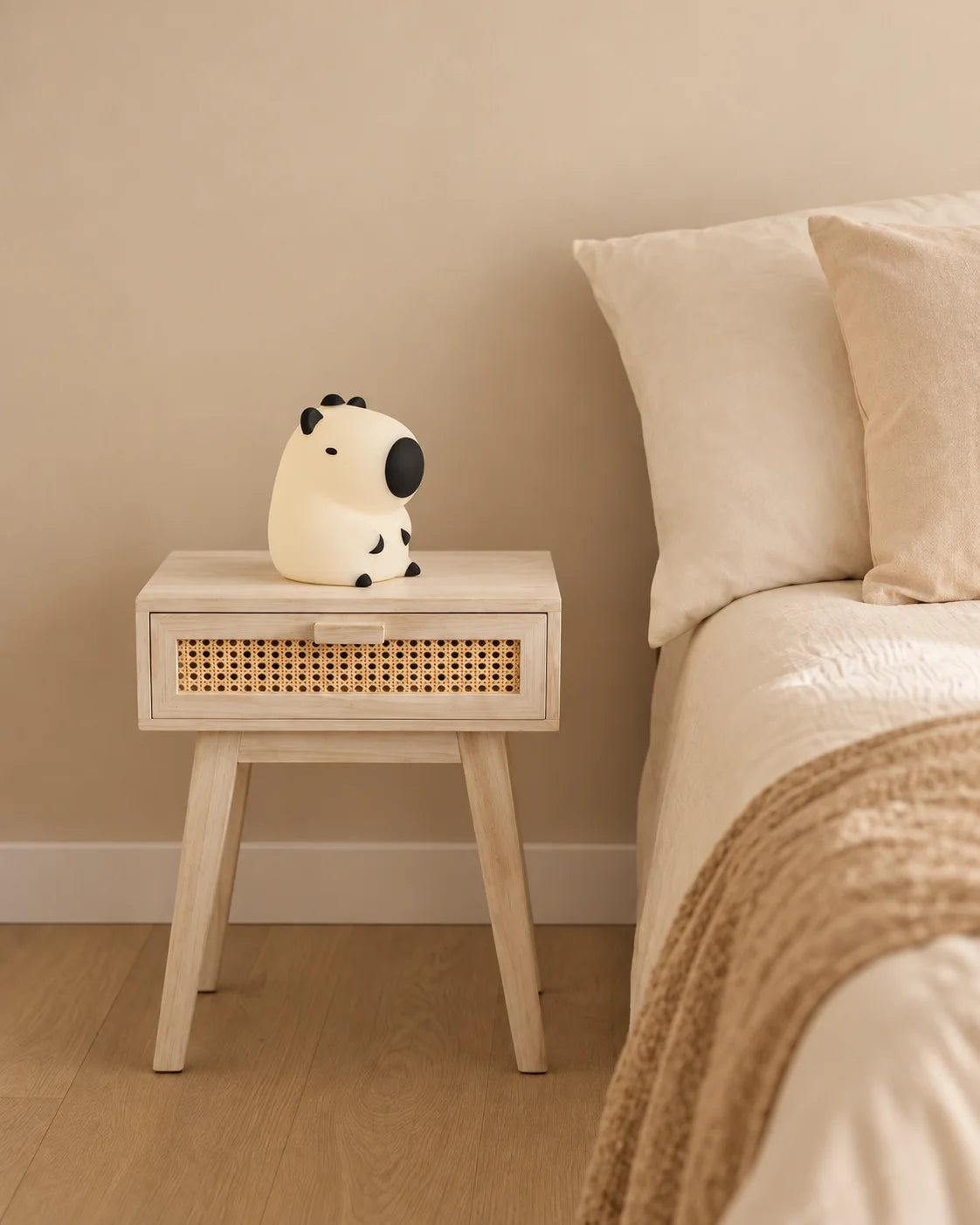 Lampe de chevet pour enfant en silicone tactile animal blanche
