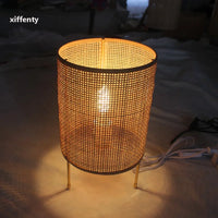 Lampe de chevet en Osier à trois pieds