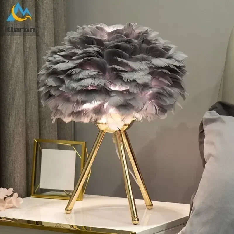 Lampe de chevet Originale à Plume LED