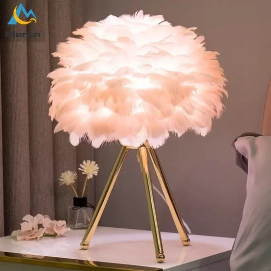 Lampe de chevet originale à Plume