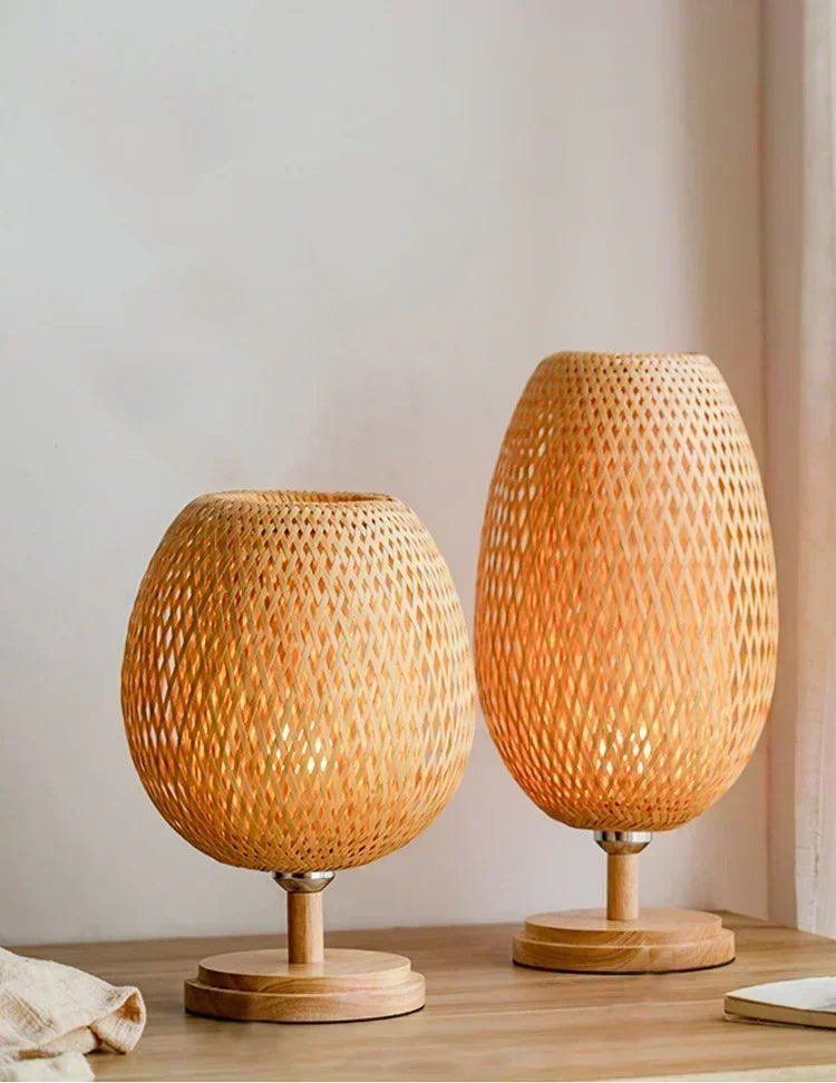 Lampe de chevet en Osier et pied en Bois