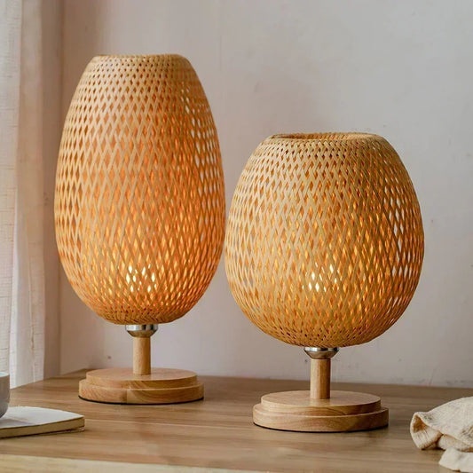Lampe de chevet en Osier et pied en Bois