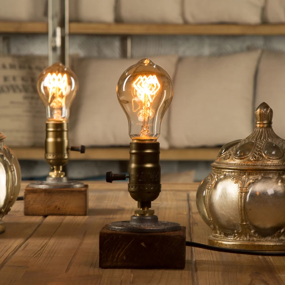 Lampe de chevet industrielle en bois