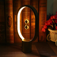 Lampe de chevet originale à équilibre magnétique