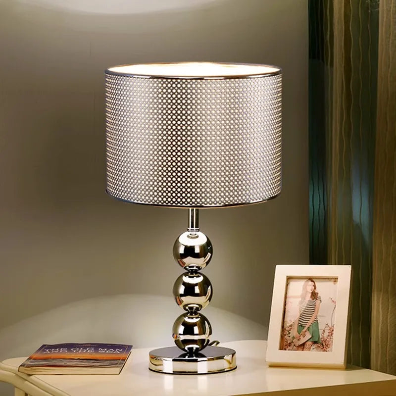Lampe de Chevet Moderne Design
