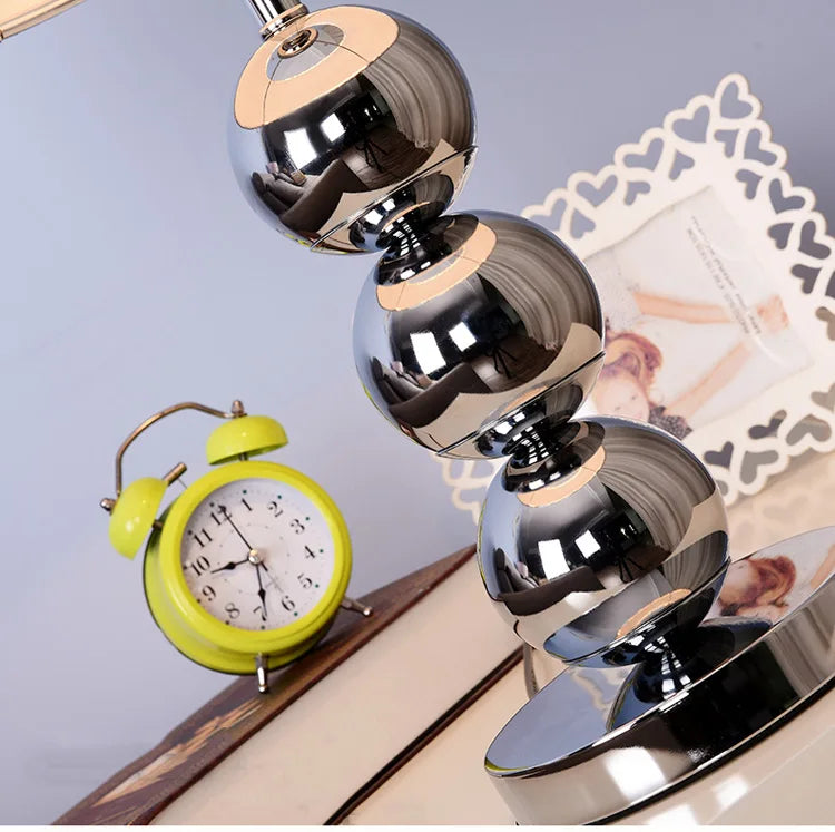 Lampe de Chevet Moderne Design