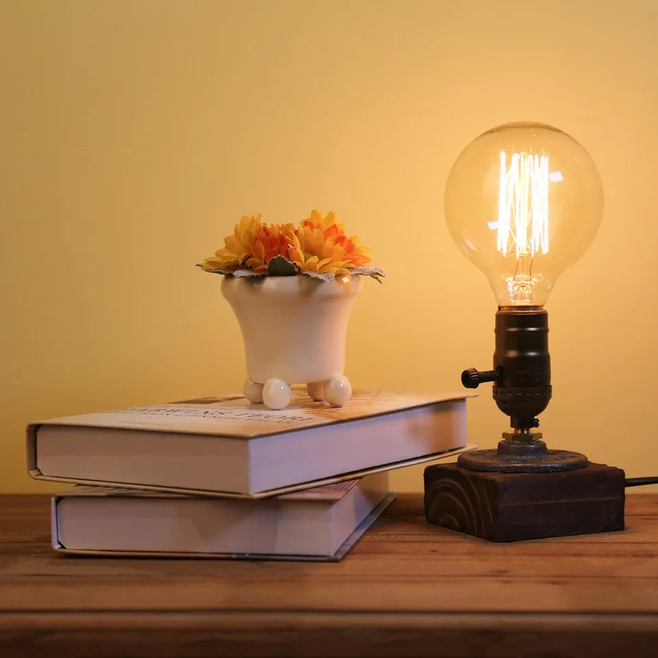 Lampe de chevet industrielle en bois