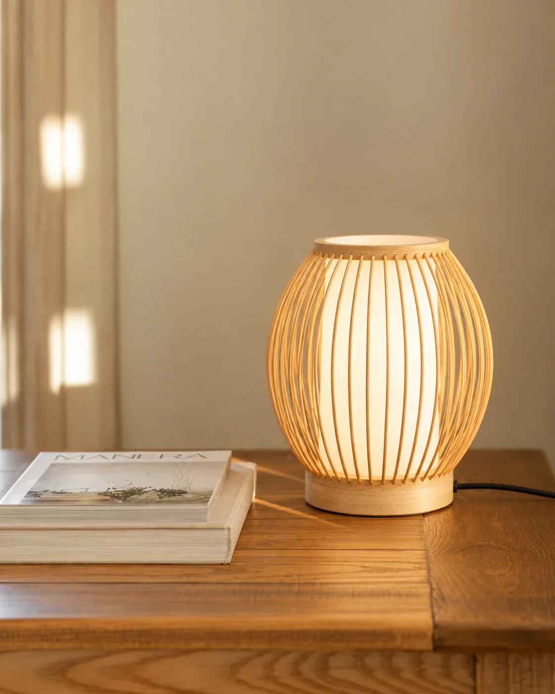 Lampe de chevet de style japonaise arrondie
