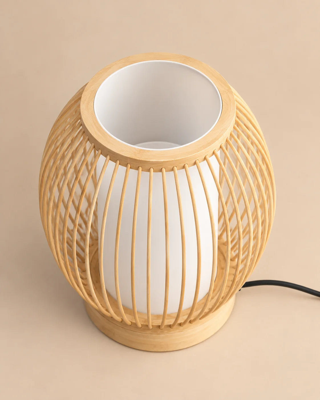 Lampe de chevet de style japonaise arrondie