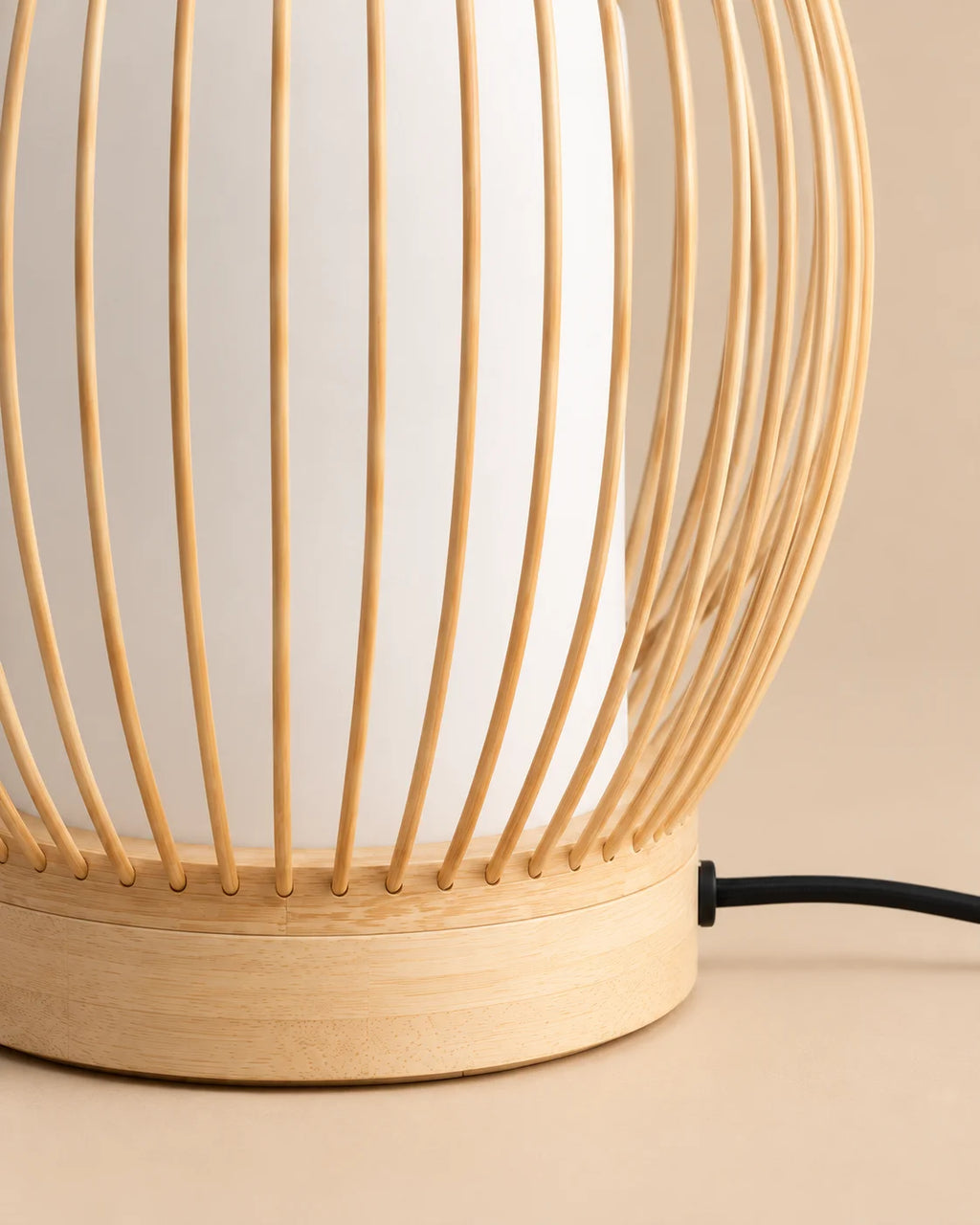 Lampe de chevet de style japonaise arrondie
