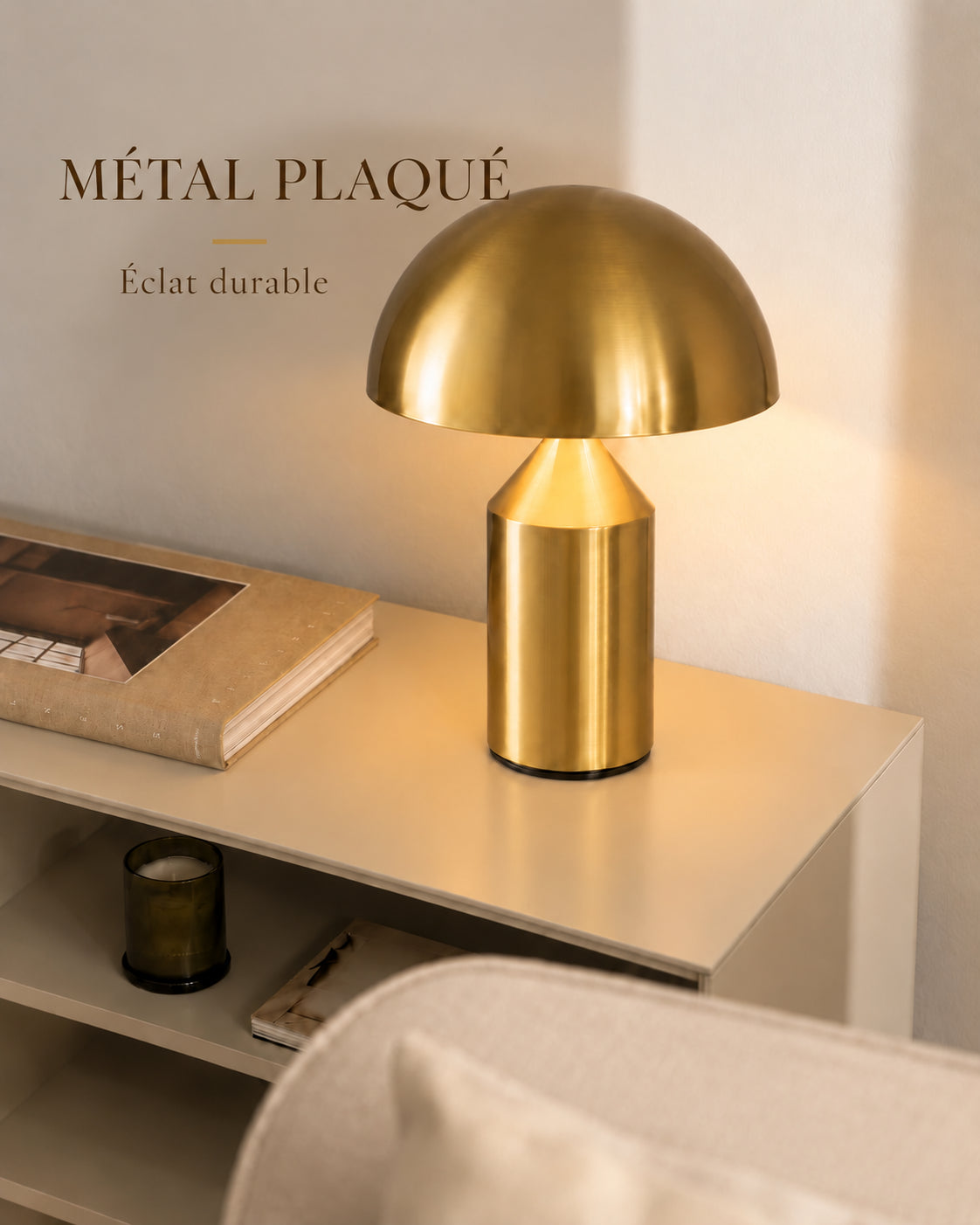 Lampe Naxos en métal plaqué doré à l’éclat durable
